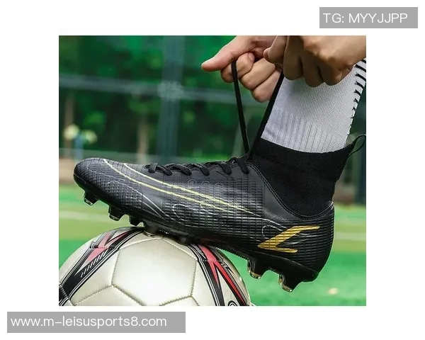 探索AG钉足球鞋的优势与选择指南助你在球场上尽显风采 探索AG钉足球鞋的优势与选择指南助你在球场上尽显风采