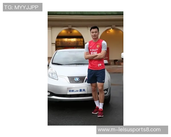 即时足球动态分析与赛场策略探讨助你成为足球高手 即时足球动态分析与赛场策略探讨助你成为足球高手