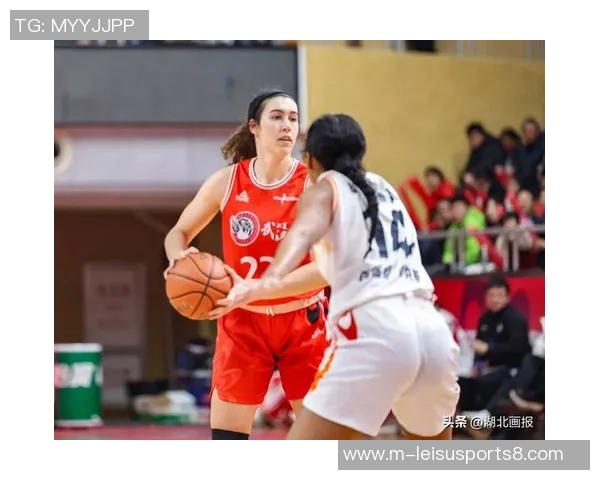 中国女篮核心中锋再度发威助力球队晋级展现强大实力与稳定表现 中国女篮核心中锋再度发威助力球队晋级展现强大实力与稳定表现